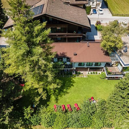 Aparthotel Landhaus St. Joseph Mayrhofen Esterno foto