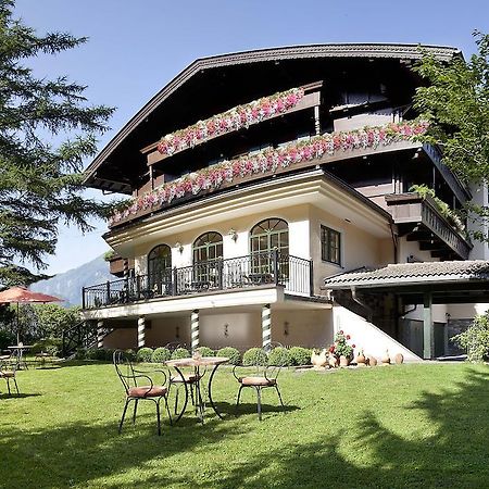 Aparthotel Landhaus St. Joseph Mayrhofen Esterno foto