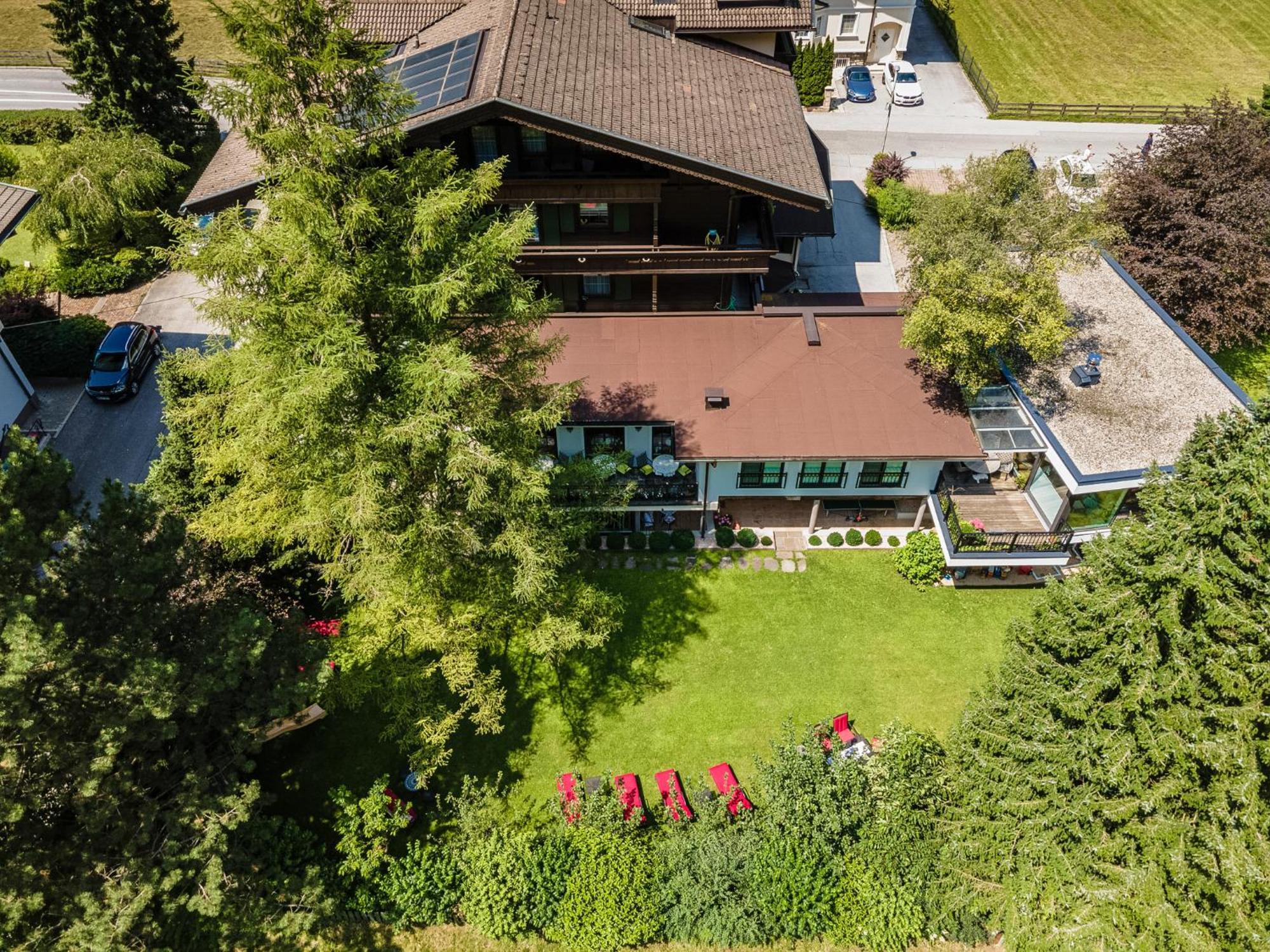 Aparthotel Landhaus St. Joseph Mayrhofen Esterno foto